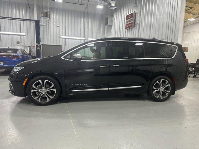 2023 chrysler pacifica pinnacle