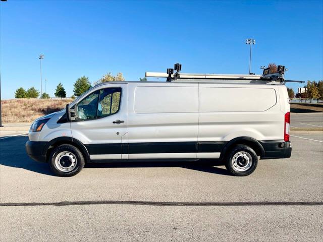 2019 ford transit-150 base