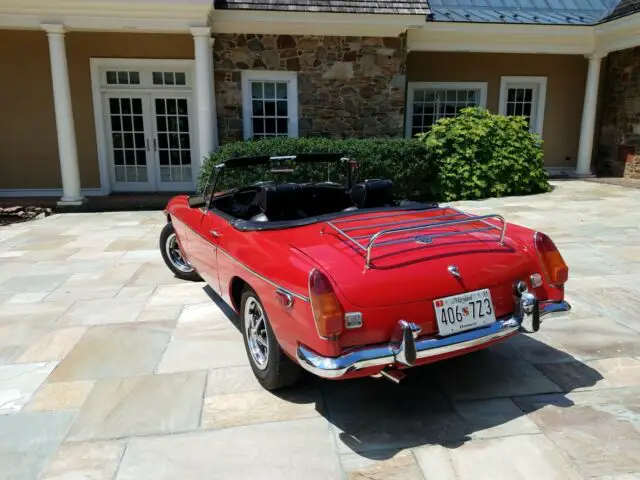 1974 mg mgb red- convertible, 4-speed, very good driving condition, reliable