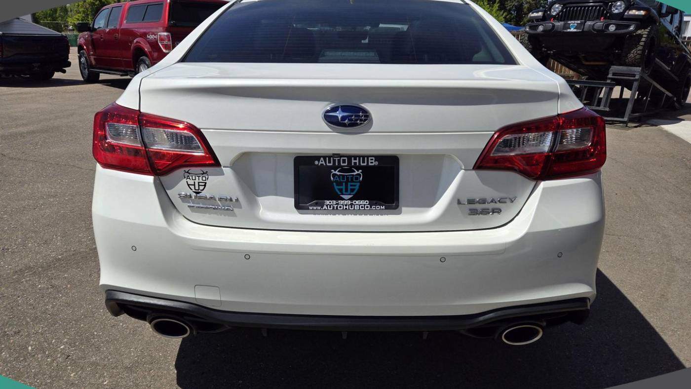 2019 subaru legacy 3.6r limited
