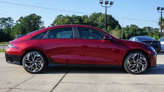 2025 Hyundai IONIQ 6 sel
