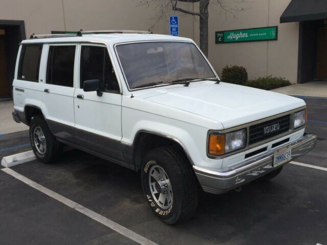 1989 isuzu trooper ii ls 4wd, one owner, original ca. car, no reserve