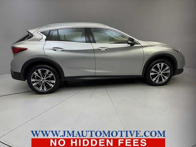 2018 infiniti qx30 luxury