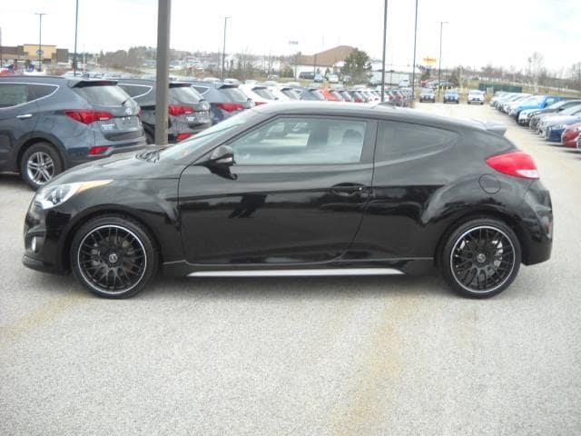 2015 hyundai veloster turbo r-spec r-spec 3dr coupe w/red seats for sale in bangor, maine