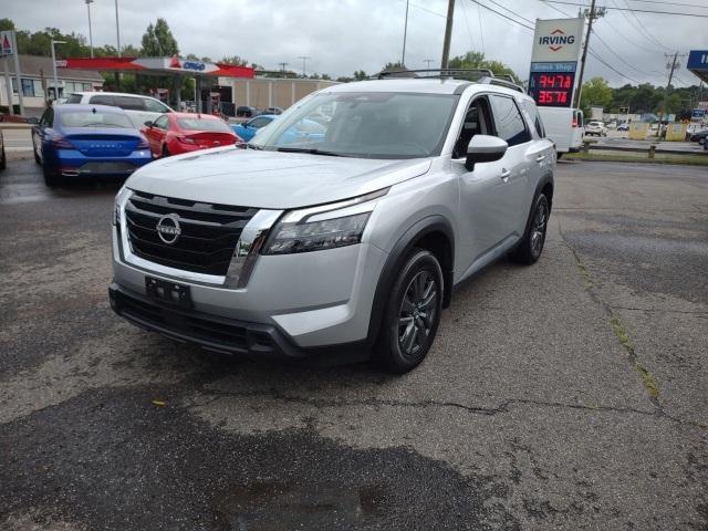 2023 nissan pathfinder sv 4wd