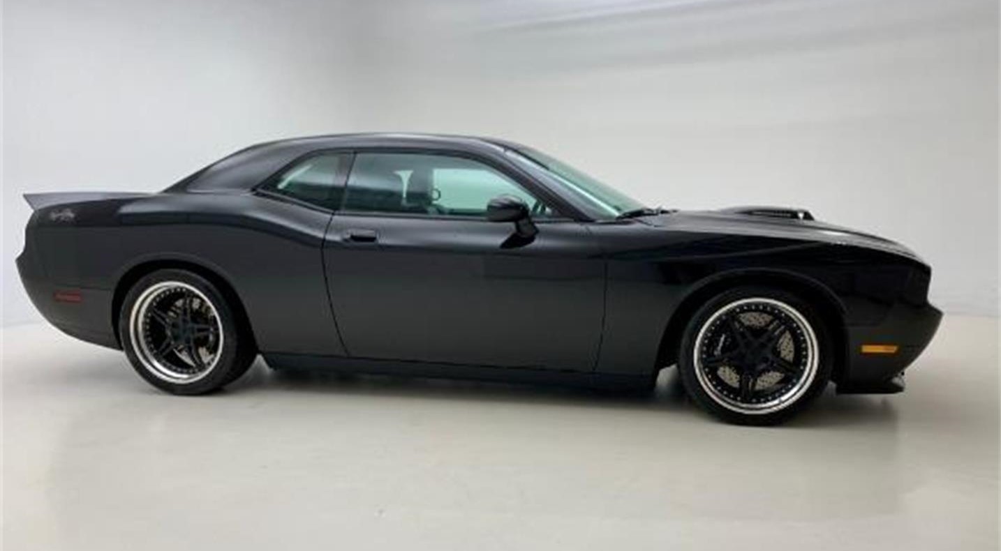 2010 dodge challenger r t