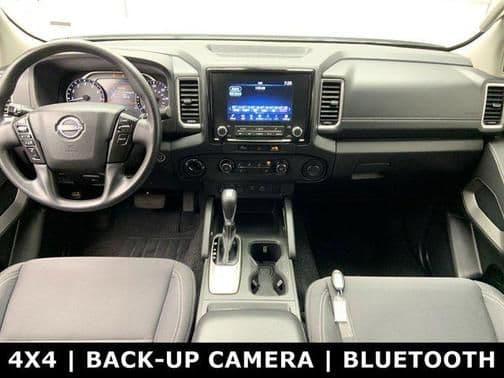 2023 nissan frontier sv in fond du lac, wisconsin