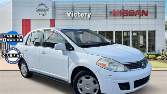 2009 nissan versa