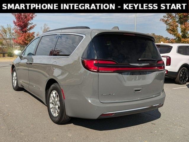 2022 chrysler pacifica touring-l