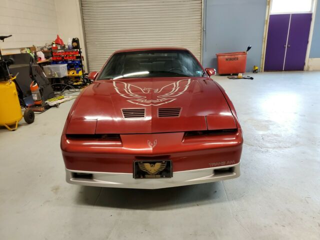 1987 pontiac trans am 5.0 auto super low miles clean dont miss this one