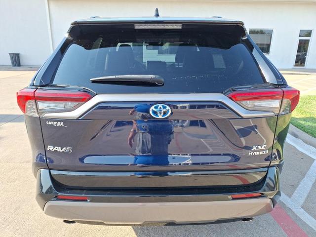 2019 toyota rav4 hybrid xse