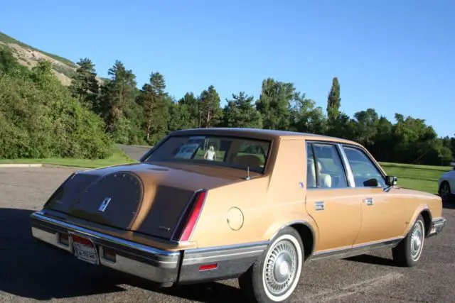 1981 lincoln continental rare vintage