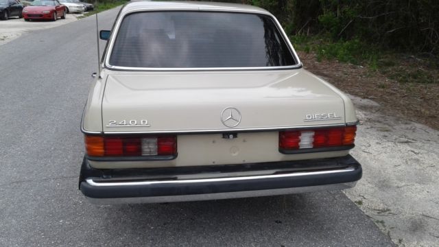 1983 mercedes-benz diesel 240 i never see one like that