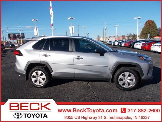 2023 toyota rav4 le