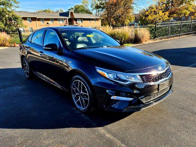 2020 kia optima se