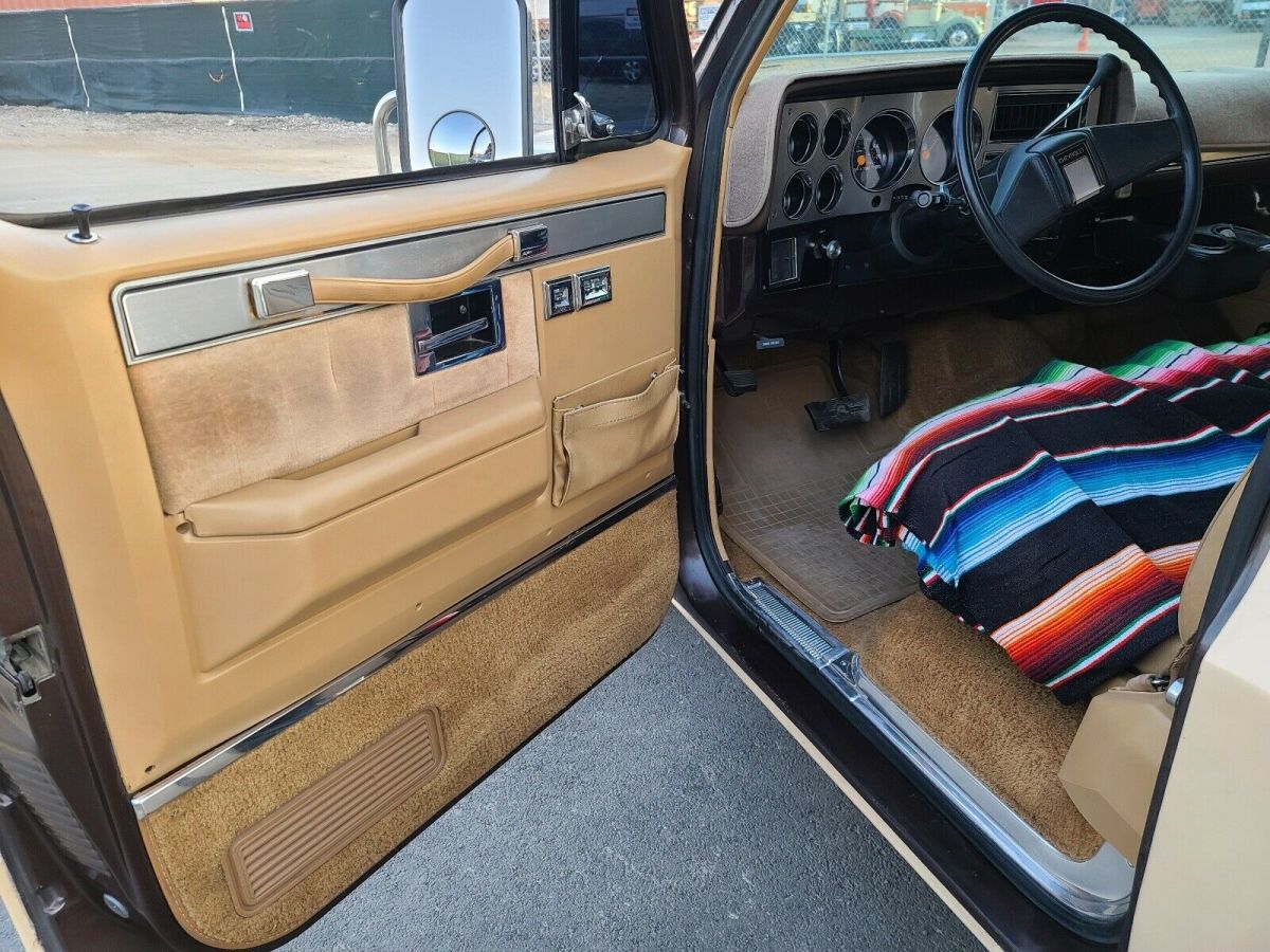 1984 chevrolet c30 pickup brown rwd automatic silverado