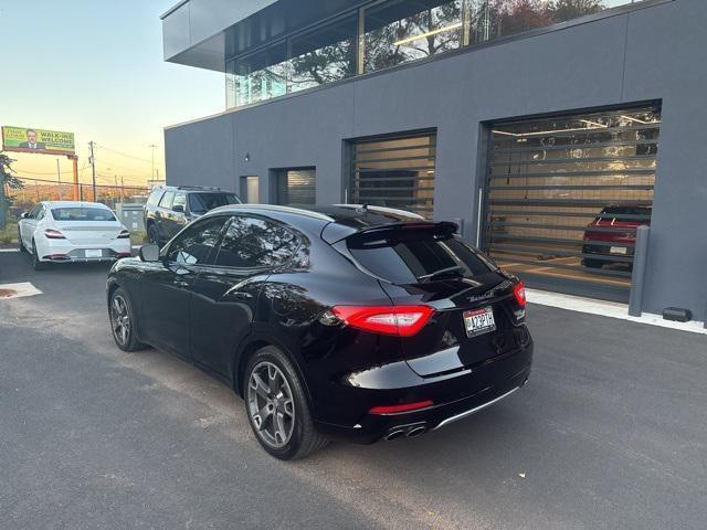 2017 maserati levante s