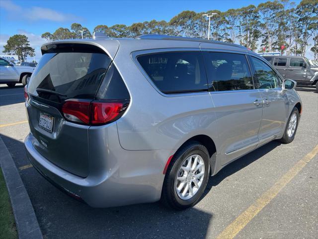 2020 chrysler pacifica touring l