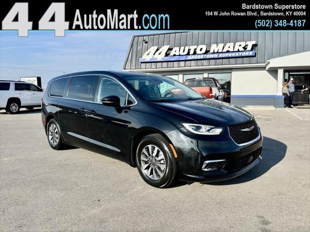 2022 chrysler pacifica hybrid touring l