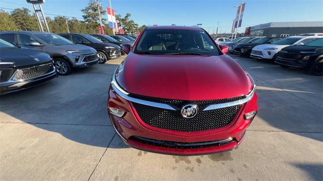 2022 buick enclave essence