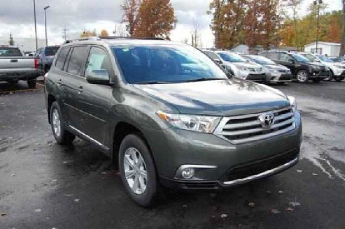 2013 toyota highlander 4wd 4dr v6 se in meadville, pa