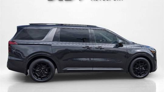 2025 Kia Carnival