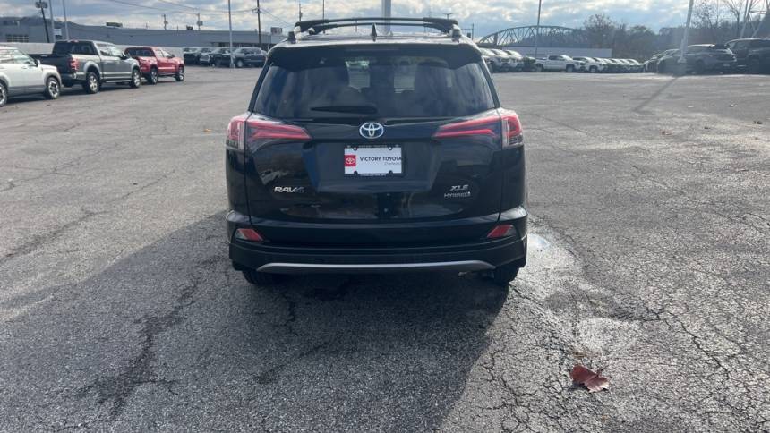 2018 toyota rav4 hybrid xle