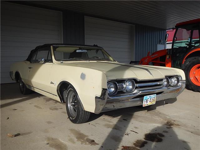 1967 oldsmobile cutlass 73741 miles yellow 330 automatic