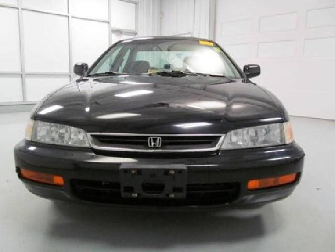 1996 honda accord sdn ex in christiansburg, va