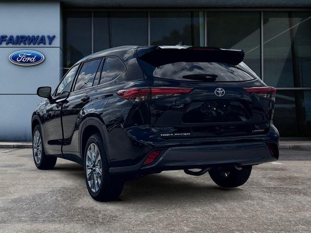 2023 toyota highlander limited