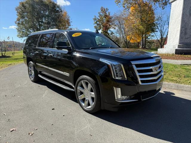 2018 cadillac escalade esv luxury