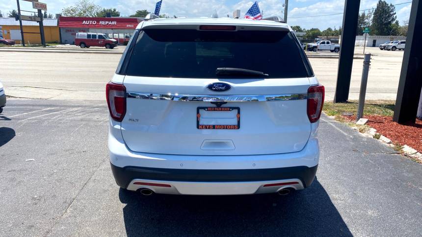 2017 ford explorer xlt