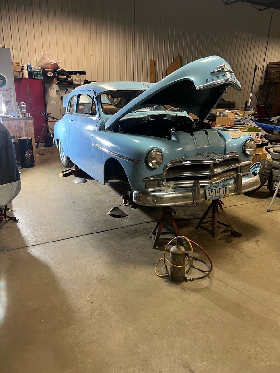1950 plymouth deluxe blue