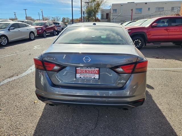 2020 nissan altima 2.5 sr