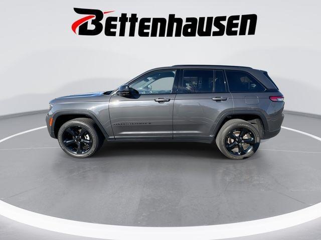 2023 jeep grand cherokee altitude