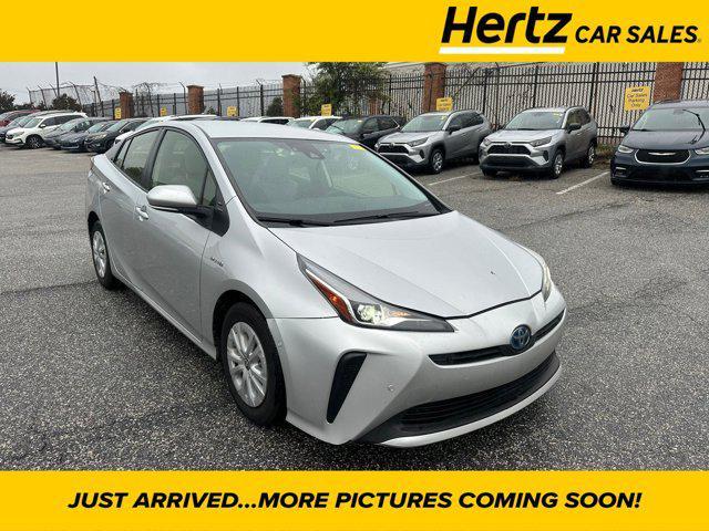 2022 toyota prius le