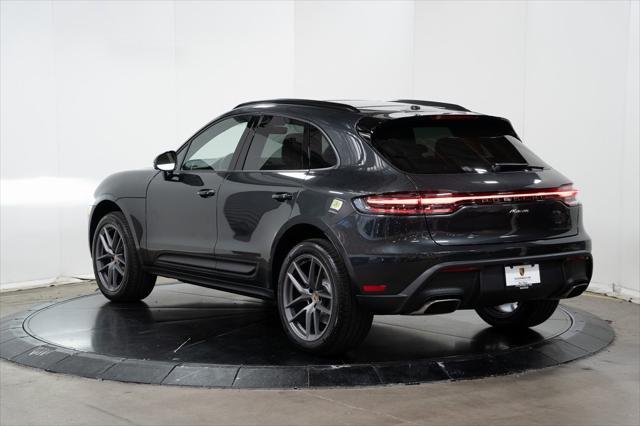 2024 porsche macan base