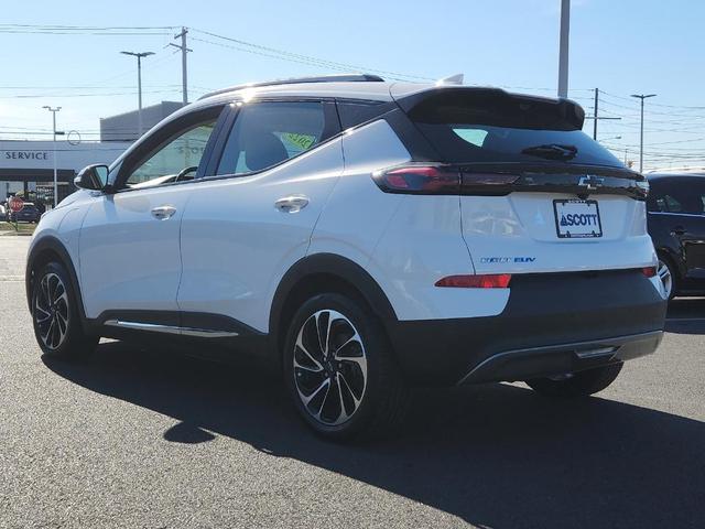 2022 chevrolet bolt euv premier