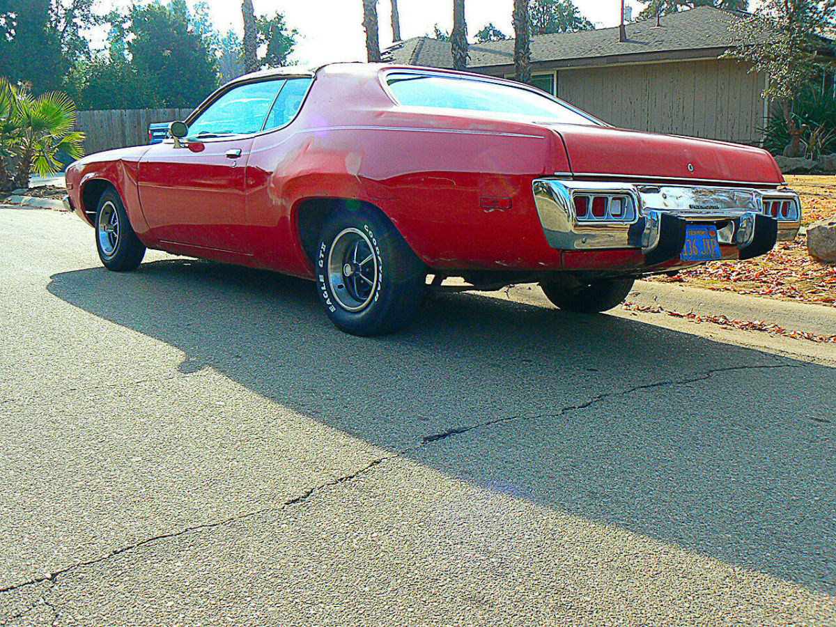 1973 1974 plymouth satellite bright red white vinyle top bucket seat roadrunner