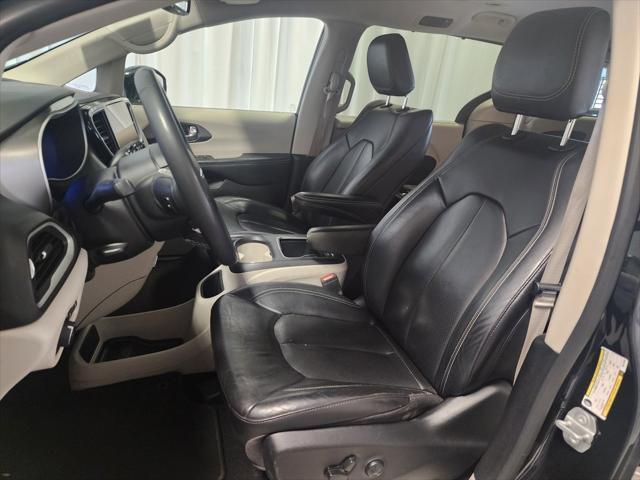 2022 chrysler pacifica touring l