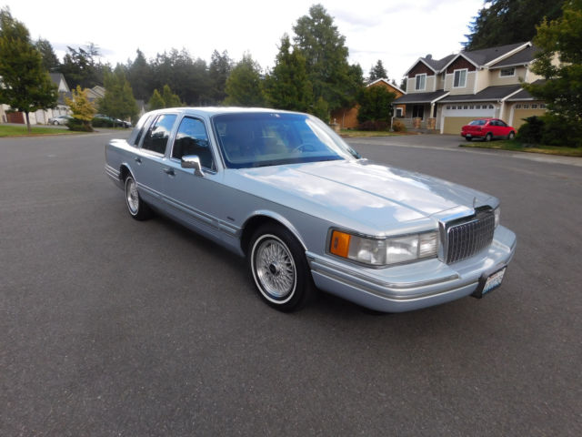 1993 lincoln town car executive 57k original miles mint no reserve rust free