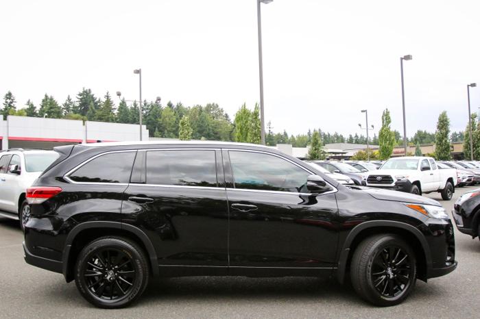 certified 2017 toyota highlander xle bellevue, wa 98007 for sale in bellevue, washington