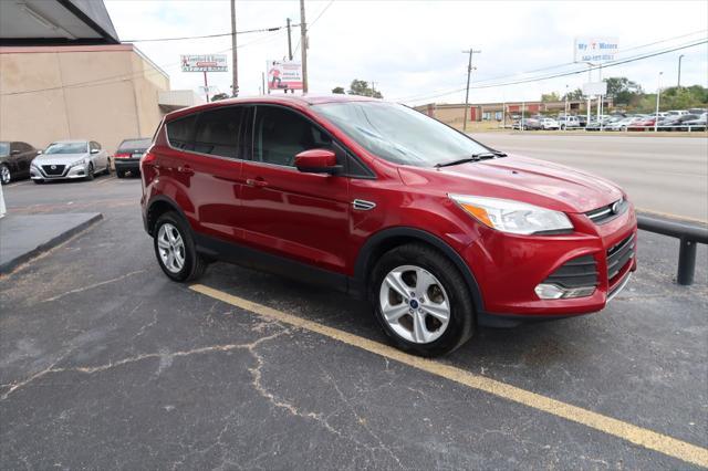 2016 ford escape se