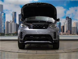 2024 Land Rover Discovery p300 dynamic se