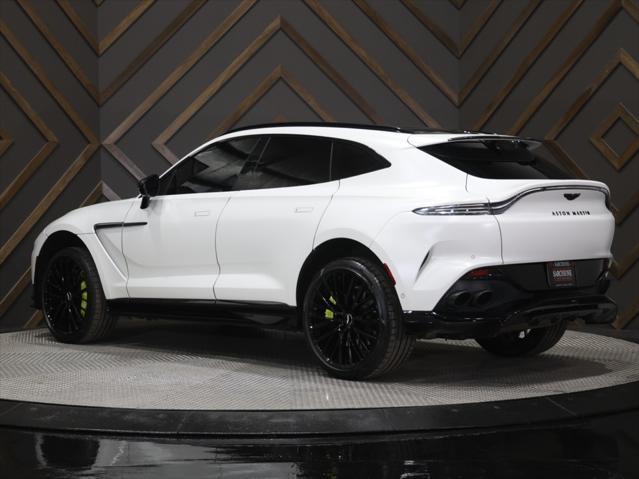 2023 aston martin dbx 707