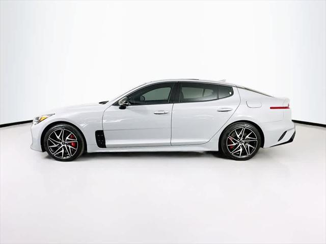 2023 kia stinger gt-line