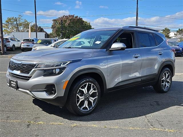 2022 kia seltos ex