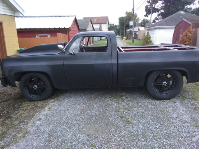 bad-a$$ 1976 chevy c10 low rider!