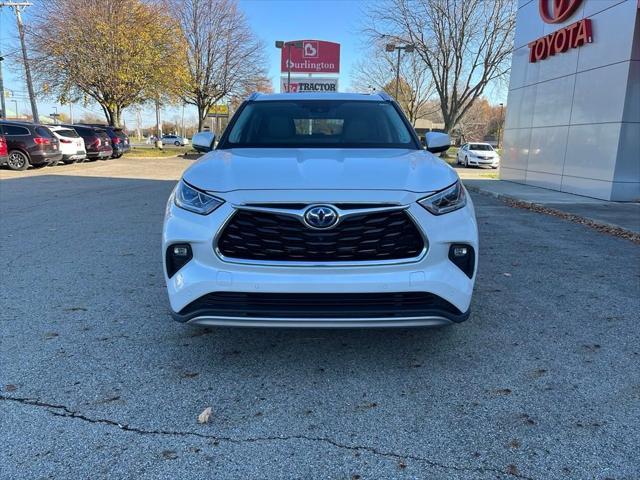 2022 toyota highlander hybrid platinum