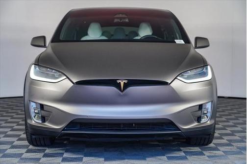 2017 tesla model x